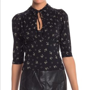 ❗️SOLD❗️Free People Top